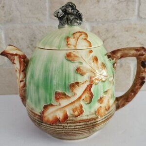 Vintage Handpainted Teapot CRAZING Black Squirrel Oak Leaves Marutomoware Japan